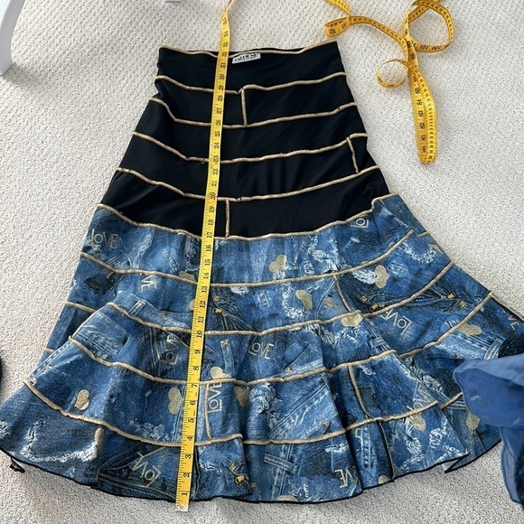 Carrie Me Couture Montréal skirt, Designer denim fabric, size: S/P - Picture 8 of 9